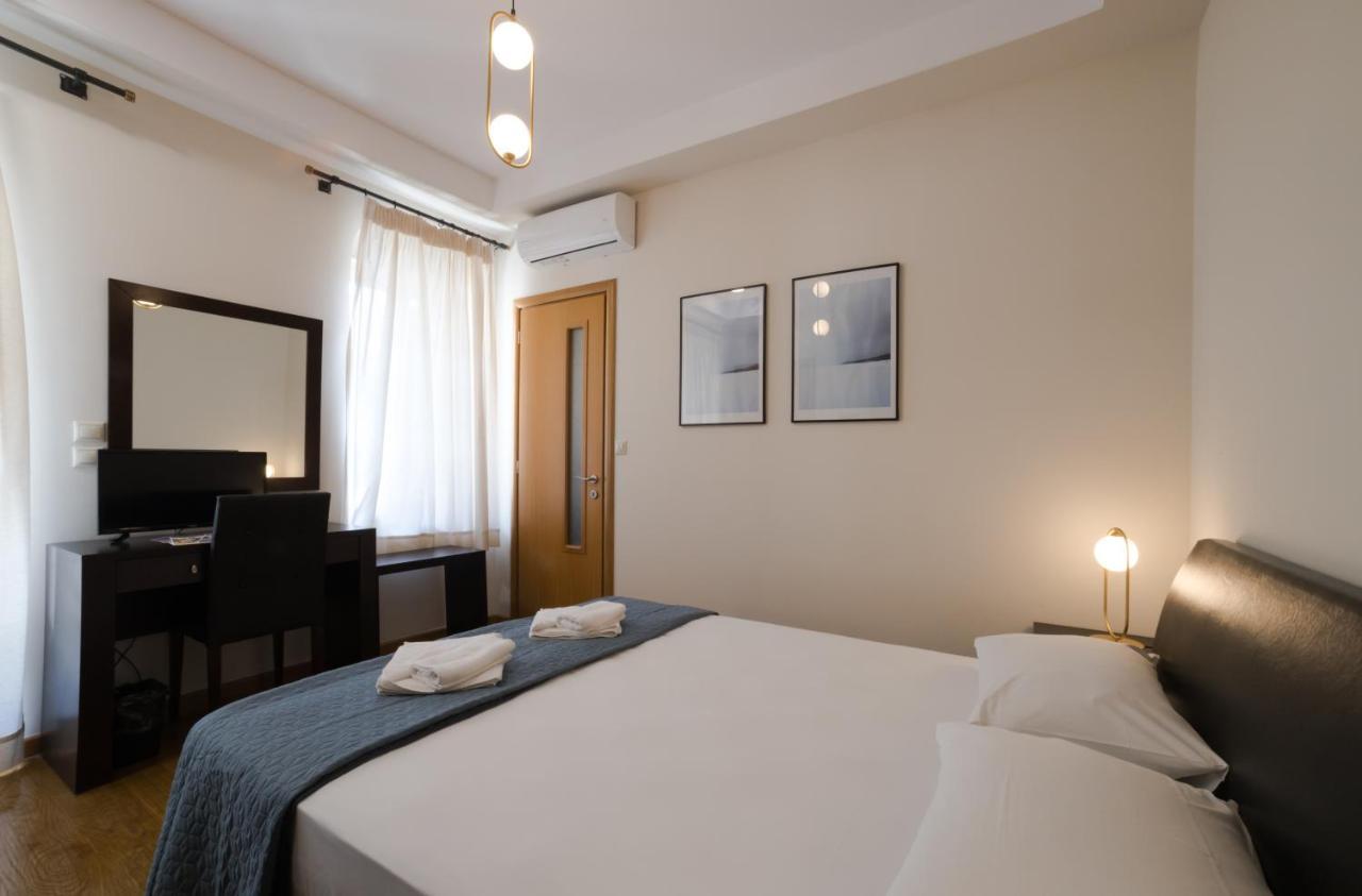 Pension Nikolaos Nauplion Buitenkant foto